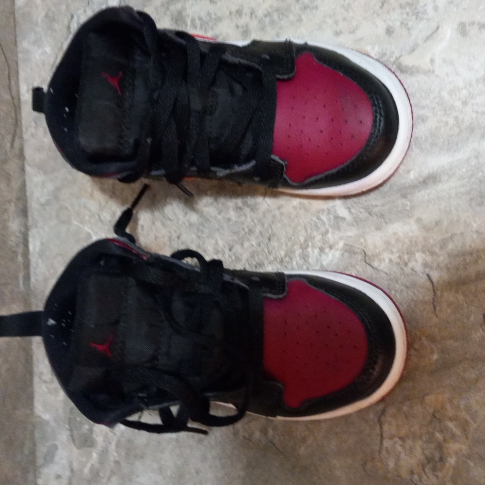 Air Jordan 1 mid